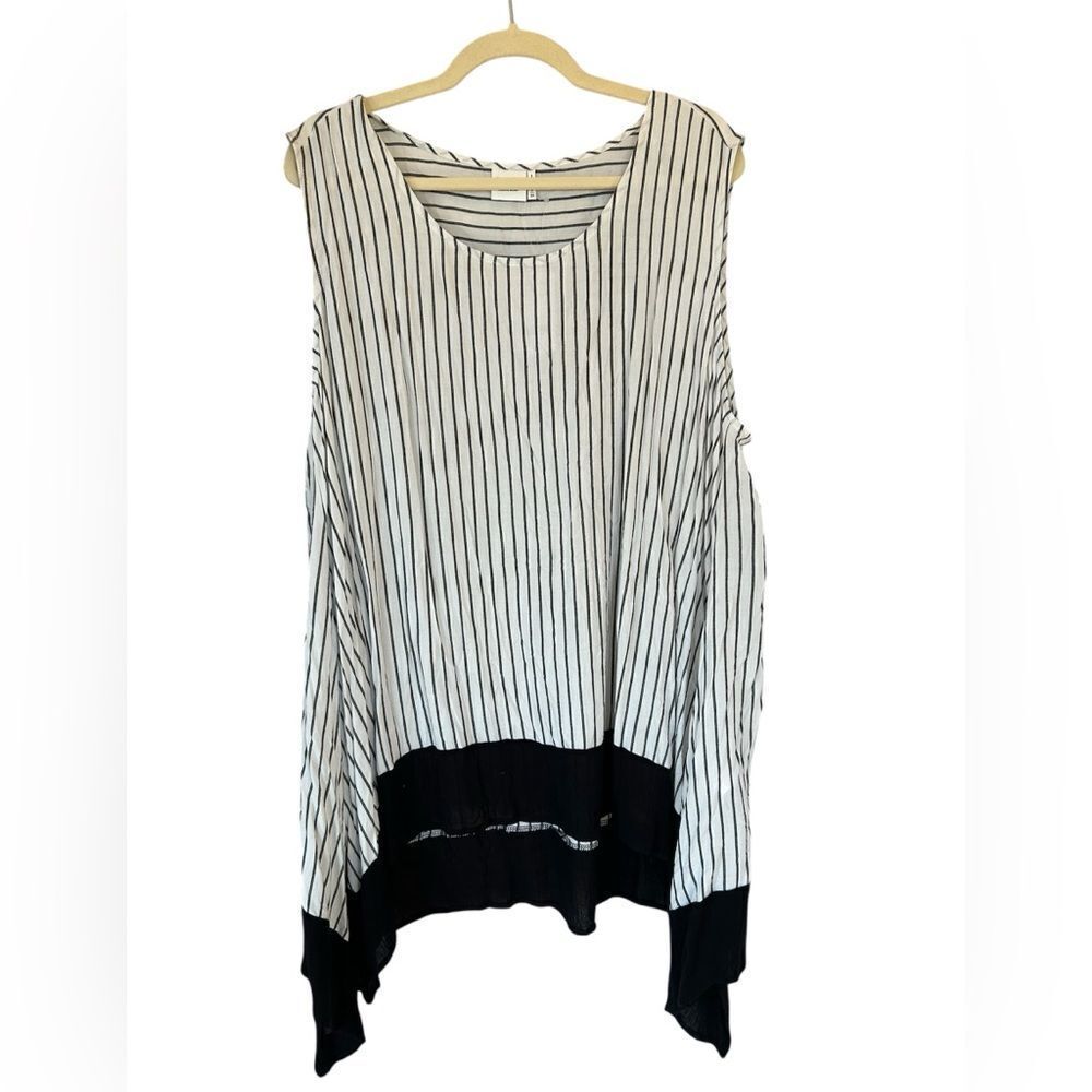 Simple Suzanne Betro Ivory Handkerchief Hem Pintuck Sleeveless Tank NWT 3X